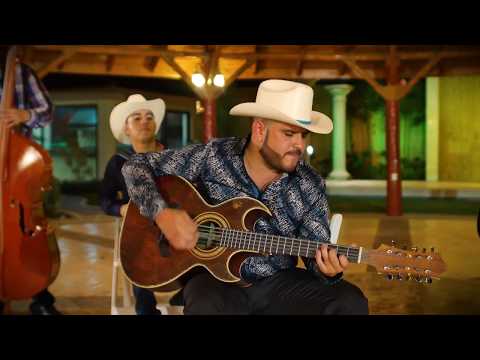 El Komander - El Machetazo [Con Tololoche]