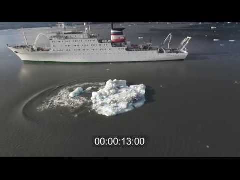 Iceberg cracks near RV Akademik Mstislav Keldysh