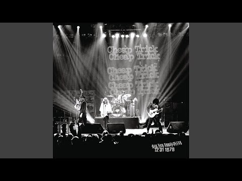 Videoclip de I Want You to Want Me (Live at the Forum, Los Angeles, CA - December 1979) — Cheap Trick
