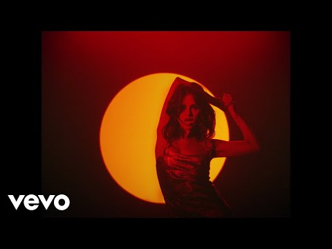 Selena Gomez & Rauw Alejandro - Baila Conmigo (Premio Lo Nuestro 2021)