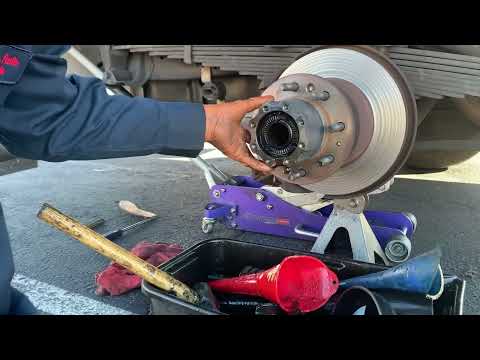 Replacing rear brake pads and rotors on a 2002 Ford e- 450