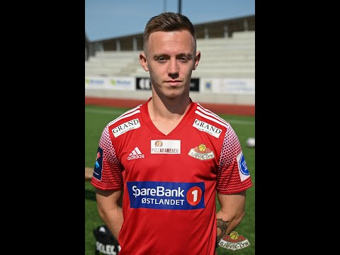 Ryan Lee Nelson  Midfielder - Highlights 2022