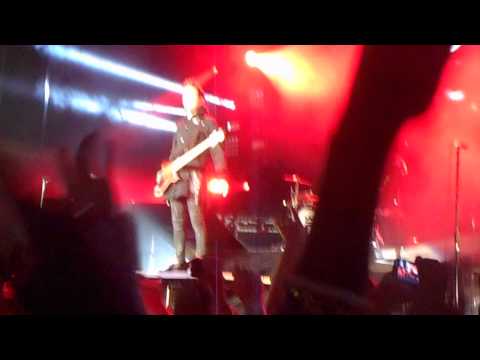 This Aint A Scene, Its A God Damn Arms Race Fall Out Boy Live in Alpharetta, GA 9/28/13 in HD
