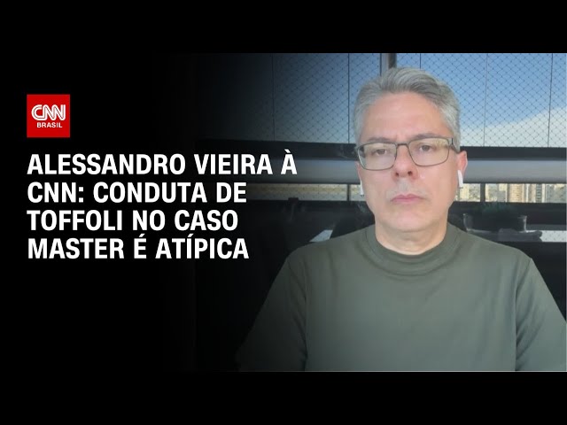 Caso Master: Conduta de Toffoli na investigação é atípica, diz Alessandro Vieira | CNN 360º