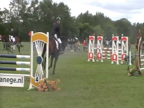 Biscayo Contendro 1 x Lux met Sonja Vlaar CH Marum 15-05-2011