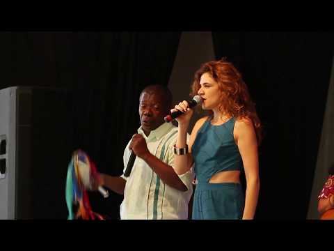 Tião Carvalho part. Mariana Aydar - Até a Lua (Sesc Itaquera)