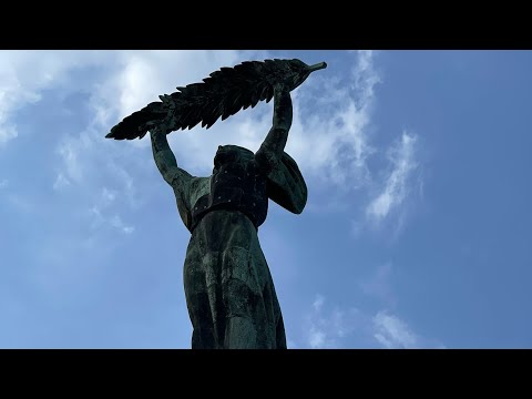 Melhor local de trekking em Budapeste - Gellert Hill, Estátua da Liberdade