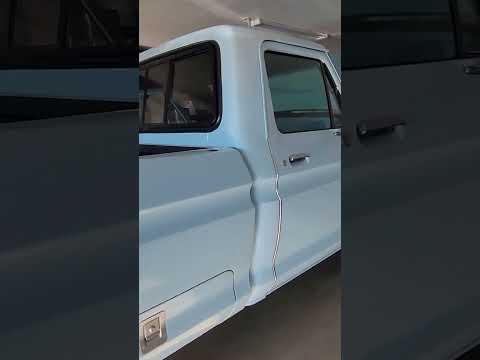 1976 Ford F-250 Custom 4×4