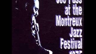 Joe Pass - Nuages (live)