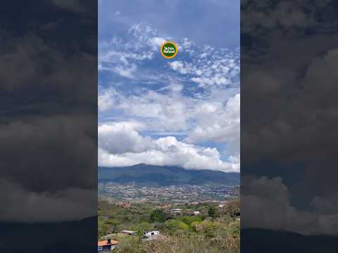 Desde las montañas andinas. Al fondo San Cristóbal. Táchira. 🇻🇪