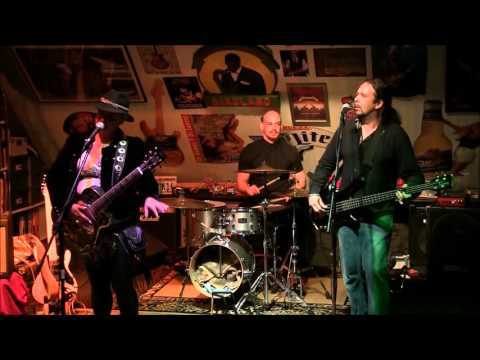 Bex Marshall - Kitchen Table @ Muziekzolder 011015