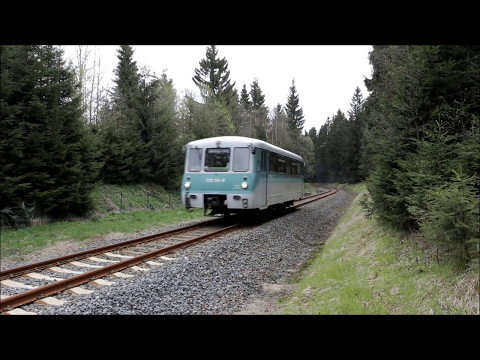 Überführung eines LVT der Eisenbahnnostalgie Vogtland