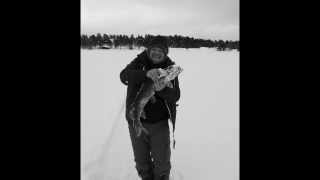 preview picture of video 'Ice pike fishing Norway'