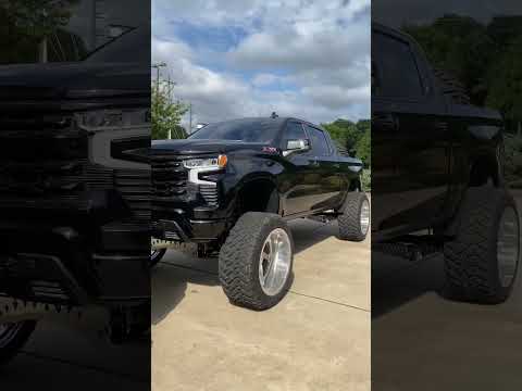 12” FTS vs 9” Mcgaughys with a 3” Body lift 😍 #shorts #shortsvideo #truck