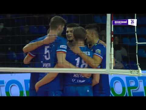 Спортивный сезон у команд Сургута начался с серии поражений.