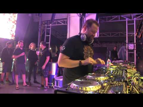 CLAUDE VON STROKE w/ JUSTIN MARTIN - DIRTY BIRDY BOATY @ HOLY SHIP 2014 - DAY 1