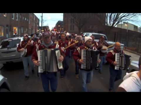 QCTV - HAT DAY  2016 - WAIT TILL THE SUN SHINES NELLIE