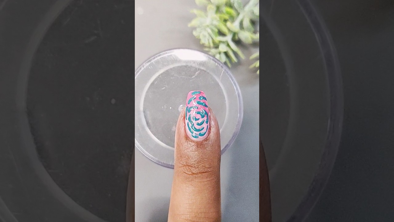 Gradient Pink 💗💖 and Blue 💙 nail art #nailart #shorts #youtubeshorts #makeup