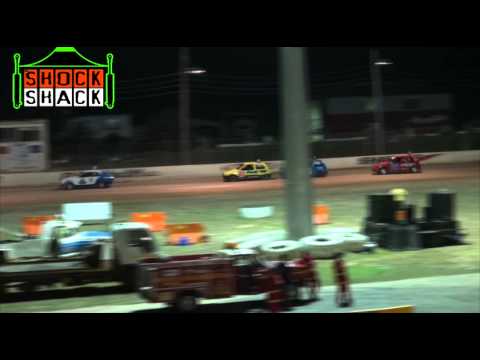 Junior Sedans - Heat 10 - Australian Title - Mackay Speedway - 19.01.13