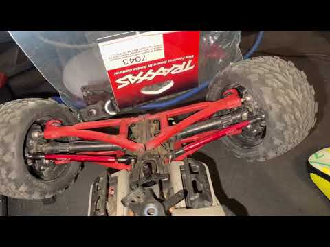 Fixing my Traxxas 1/16 Mini E-Revo Servo Saver Mount (Part 7043)