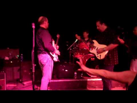 Coco Montoya and Dave Steen in Omaha at The New Lift, December 5, 2010 (clip 2)