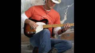 Deryl Dodd feels like home to me