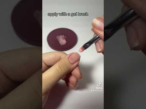 2023 nail trends according to allure