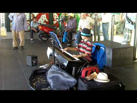 Titanic music at Flinders Street Station Melbourne