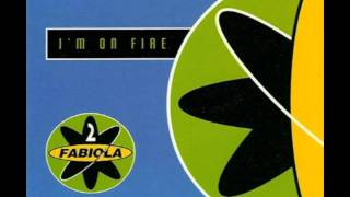 2 Fabiola - I&#39;m On Fire (Extended Mix)