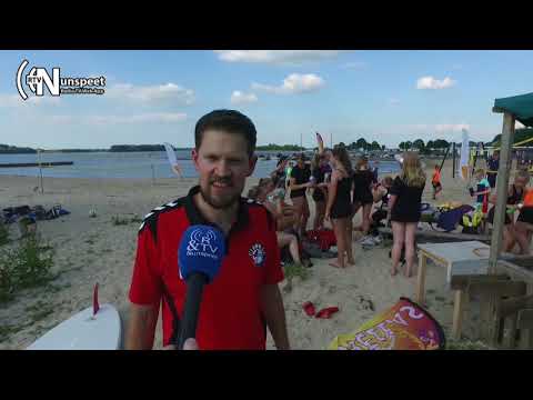 Beachvolleybalinternationals geven clinic bij volleybalvereniging VV Hellas