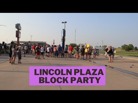 LINCOLN PLAZA BLOCK PARTY, HESSTON, KANSAS | USA VLOG