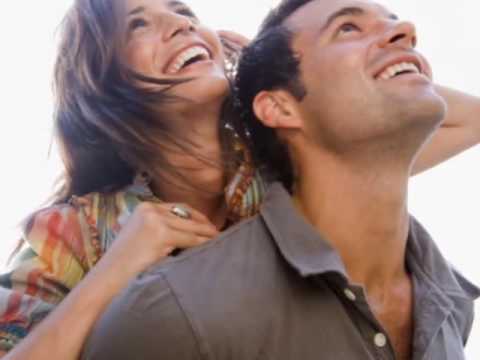 Videoclip de Quantos Momentos Bonitos (Versão Remasterizada) — Roberto Carlos