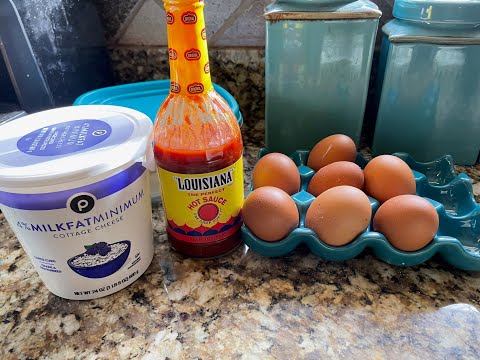 COPY CAT Starbucks Sous Vide Egg Bites - using the PAMPERED CHEF DELUXE BLENDER