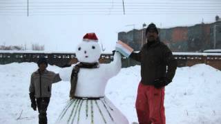 SNOW FALL AND SNOWMAN KASHMIR