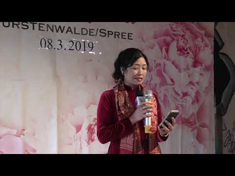 8.3: CHỦ TỊCH HỘI PHỤ NỮ FÜRTENWALDE/SPPEE PHÁT BIỂU
