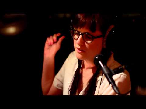 In Session: Princess Chelsea - Too Fast to Live