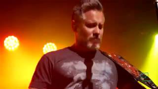 The Infamous Stringdusters  2017-04-06  I Think I'll Just Stay Here And Drink / Gravity