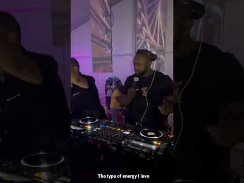 It's all love when ellputo hits the stage