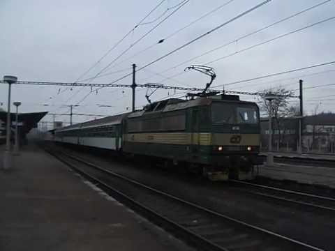 Odjezd vlaku Os 6817 v mimořádném řazení (ČD 163.096) - Most, 2. 12. 2012