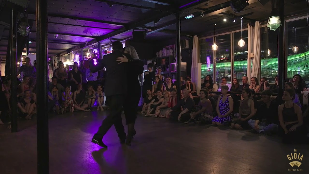 NOELIA HURTADO & FACUNDO DE LA CRUZ @ Milonga LA GIOIA Paris (1)