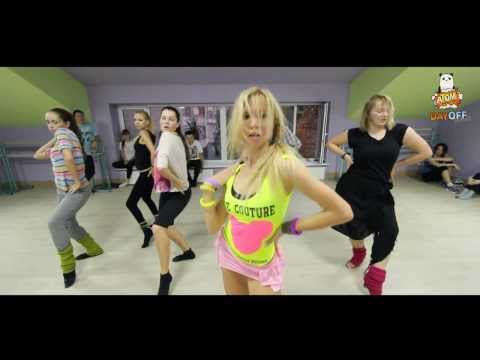 Ricki Martin Feat Daddy Yankee -- Drop it on me  SEXY LATINA by Tanya Hrestina