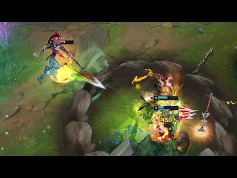 ADC diff in a teamfight (feat. MAD UNF0RGIVEN)