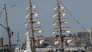 &quot;Roll the Old Chariot Along&quot; - David Coffin