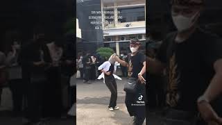 Download lagu lagu sunda yang lagi viral. diri nandangan kasiksa#sunda #tiktok #shorts #urangsunda #storywa mp3 Download lagu lagu sunda yang lagi viral. diri nandangan kasiksa#sunda #tiktok #shorts #urangsunda #storywa mp3