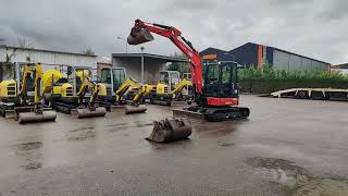 Mini-pelle Kubota U50-5 with 3 excavator buckets à vendre - Image 4 | Machineryline LU Mini-pelle Kubota U50-5 with 3 excavator buckets | Image 4 - Machineryline