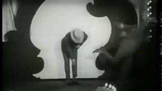 Music - 1947 - Bing Crosby + Bob Hope - Harmony Song &amp; Dance Routine - In Movie Variety Girl