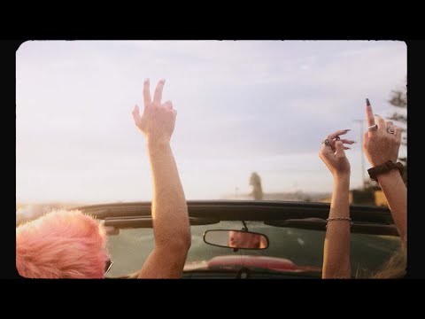 Slush Puppy - Sunroof (Official Music Video)