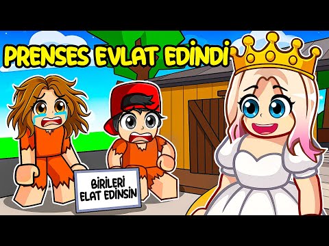 THE QUEEN ADOPTED THE POOR CHILDREN😊AYŞEM ECE ARI💥ARIGILER🐝ROBLOX BROOKHAVEN🏡RP