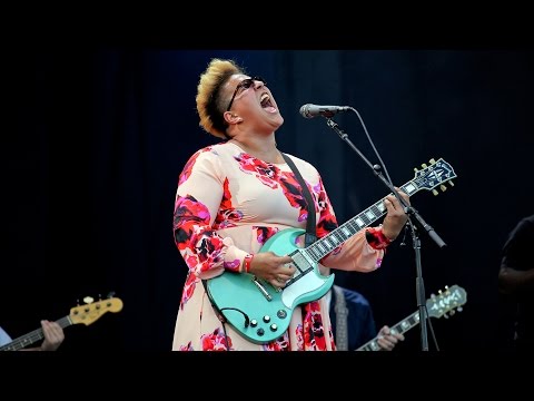 Alabama Shakes - Don't Wanna Fight (T in the Park 2015)