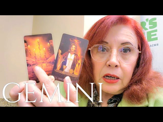 Vídeo relacionado con Candle Gemini 9oz Zodiaco con 50hs de Quema - Regalos de Astrología para Mujeres
